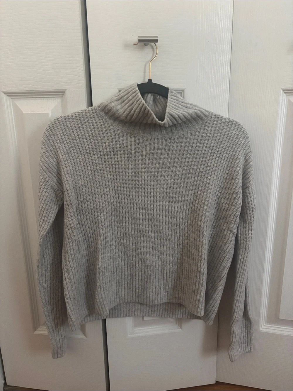 Goodthreads Light Gray Ribbed Turtleneck Sweater - Picture 1 of 2